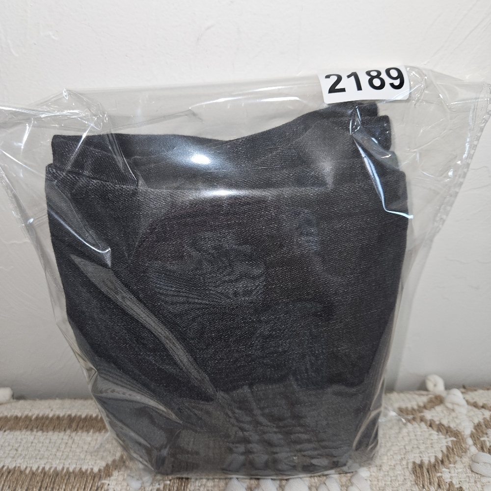 Levi's 314 Shaping Straight Leg Faded Black Denim Jeans Women's Size 31 - Picture 12 of 12